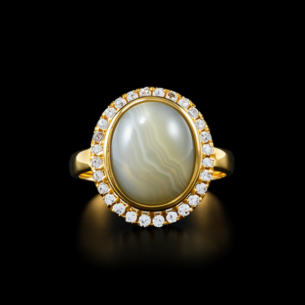 宝石金戒指图片